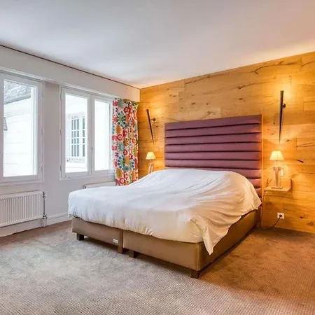 Maison Du Jeu De Paume * Versailles