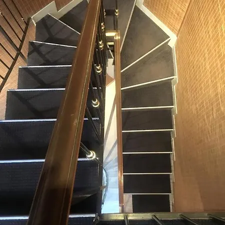 Maison Du Jeu De Paume